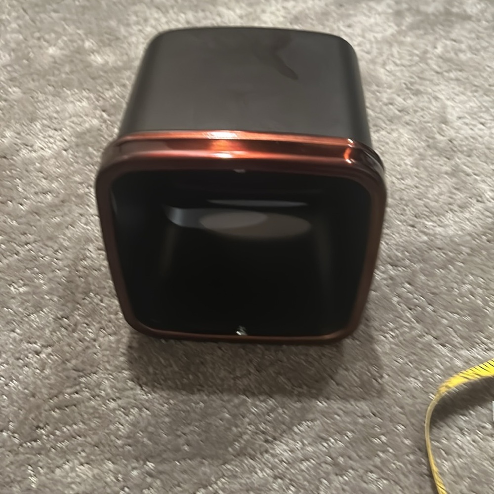 Bronze/copper metal tissue cover - Picture 2 of 2